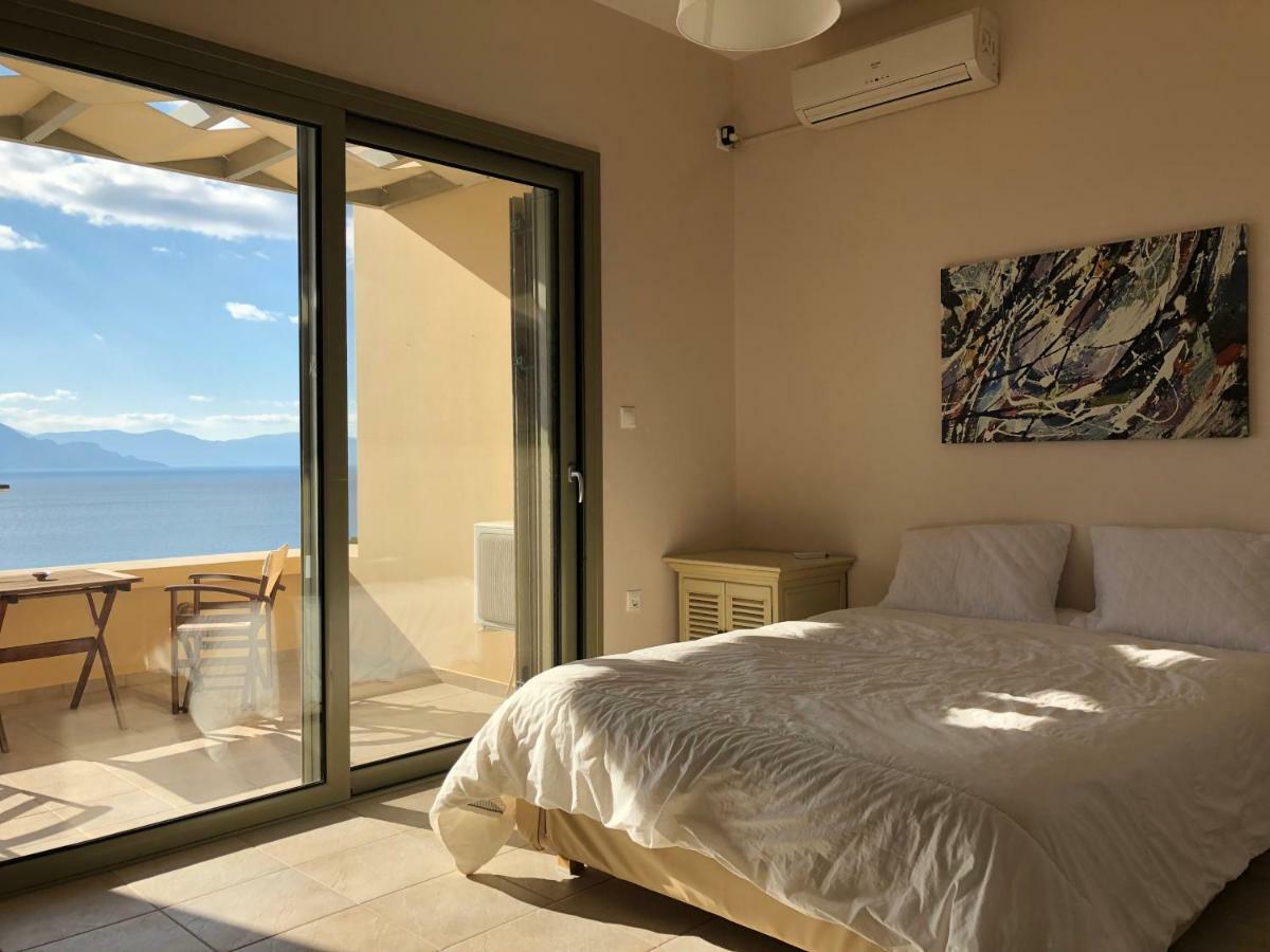 Вилла Breathtaking Seaview House Aegina Экстерьер фото