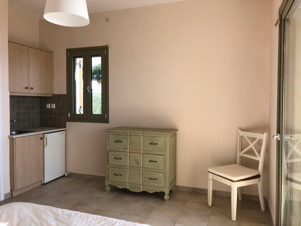 Вилла Breathtaking Seaview House Aegina Экстерьер фото