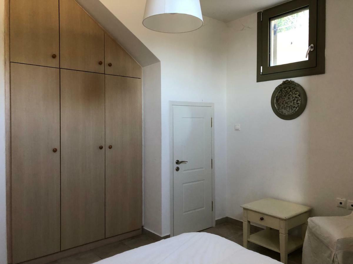 Вилла Breathtaking Seaview House Aegina Экстерьер фото